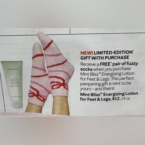 Mary Kay Mint Bliss energizing lotion for feet & legs. With free Fuzzy Socks